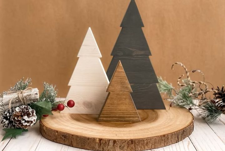 Wooden Christmas Tree (Feeling)