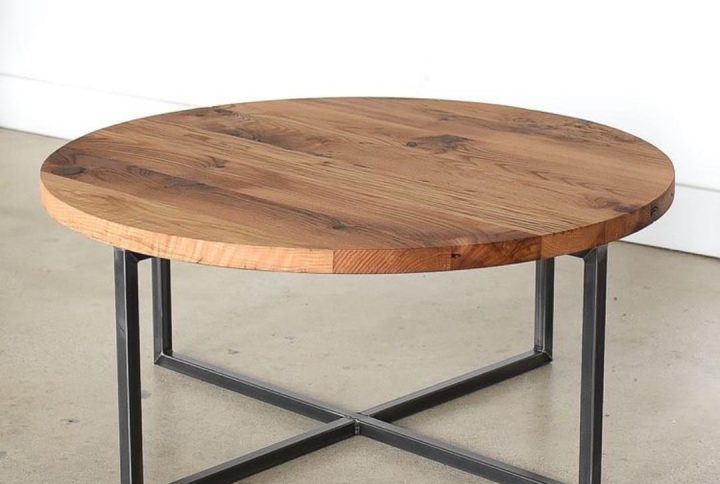 WOODEN TOP CENTER TABLE